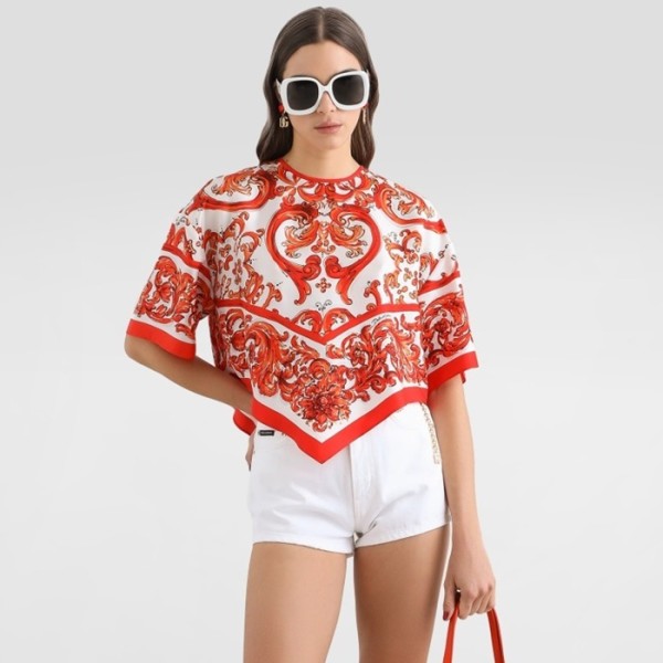 돌체앤가바나 여성 크루넥 그래픽 탑 - Dolce&Gabbana Womens Crew Neck Graphic Top - doc15881x