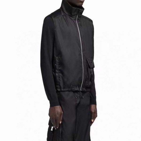 프라다 남/녀 블랙 다운 베스트 - Prada Unisex Black Down Vest - pra02845x