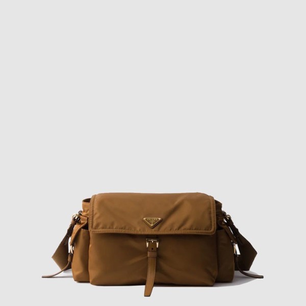 프라다 남성 익스플로어 라지 리나일론 숄더백 1BD391 - Prada Mens Explore Large Re-Nylon Shoulder Bag - prb12617x