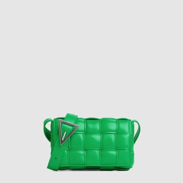 보테가 베네타 남/녀 스몰 패디드 카세트 - Bottega veneta Unisex Small Padded Cassette - bvb13956x