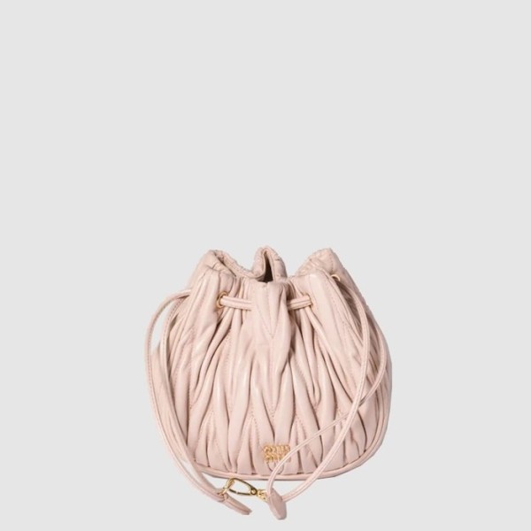 미우미우 여성 마테라쎄 나파 가죽 파우치 - Miumiu Womens Matelasse Nappa Leather Pouch - mib13129x