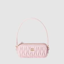 미우미우 여성 마테라쎄 나파 가죽 파우치 - Miumiu Womens Matelasse Nappa Leather Pouch - mib13301x