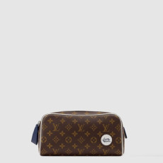 루이비통 남성 트루스 토일레트 돕 키트 M28371 - Louis vuitton Mens Truth Toilet Dob Kit - lvb16494x