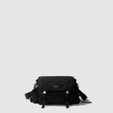 프라다 남성 익스플로어 리나일론 백 2VD082 - Prada Mens Explore Re-Nylon Bag - prb9471x