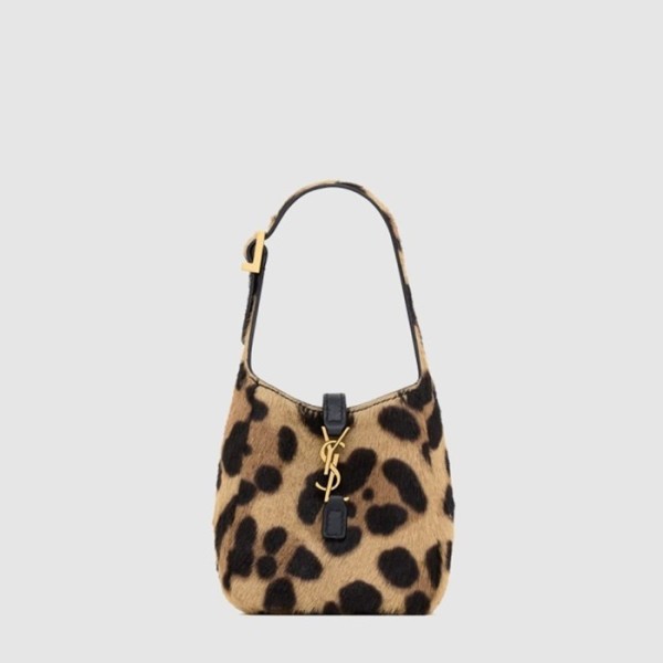 입생로랑 여성 LE 5 À 7 마이크로 백 - Saint Laurent Womens LE 5 À 7 Micro Bag - ysb16227x
