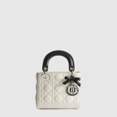 디올 여성 레이디 디올 미니 체인 백 - Dior Womens Lady Dior Chain Mini Bag - dib16286x