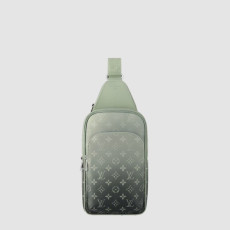 루이비통 남성 에비뉴 슬링백 M11702 - Louis vuitton Mens Avenue Slingback PM - lvb14008x