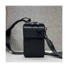 루이비통]Louis Vuitton 2021 Men's Leather Phone Bag,11cm - 루이비통 2021 남성용 레더 폰백,11cm,LOUB2296,블랙