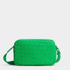 보테가베네타 남성 그린 카메라백 - Bottega Veneta Mens Green Camera Bag - bv250x