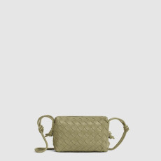 보테가 베네타 여성 미니 루프 카메라 백 - Bottega veneta Womens Mini Loop Camera Bag - bvb11183x
