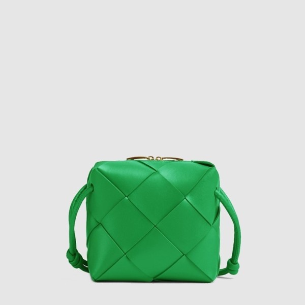 보테가 베네타 여성 미니 카세트 카메라 백 - Bottega veneta Womens Mini Cassette Camera Bag - bvb13955x