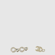 샤넬 여성 코코 하트 큐빅 이어링 - Chanel Womens Coco Heart Cubic Earring - acc8024x