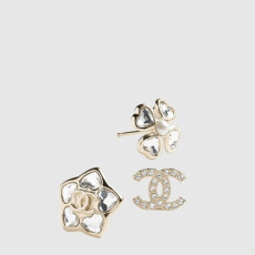 샤넬 여성 스터드 이어링 - Chanel Womens Studded Earring - acc8025x