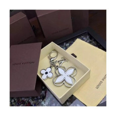 LouisVuitton bag charm- 루이비통 스트라이프 플라워 백 참 Lou0047.컬러(옐로우골드,실버)